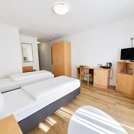 - With Bathroom - Toilet - Tv - Wi-fi Hotel *